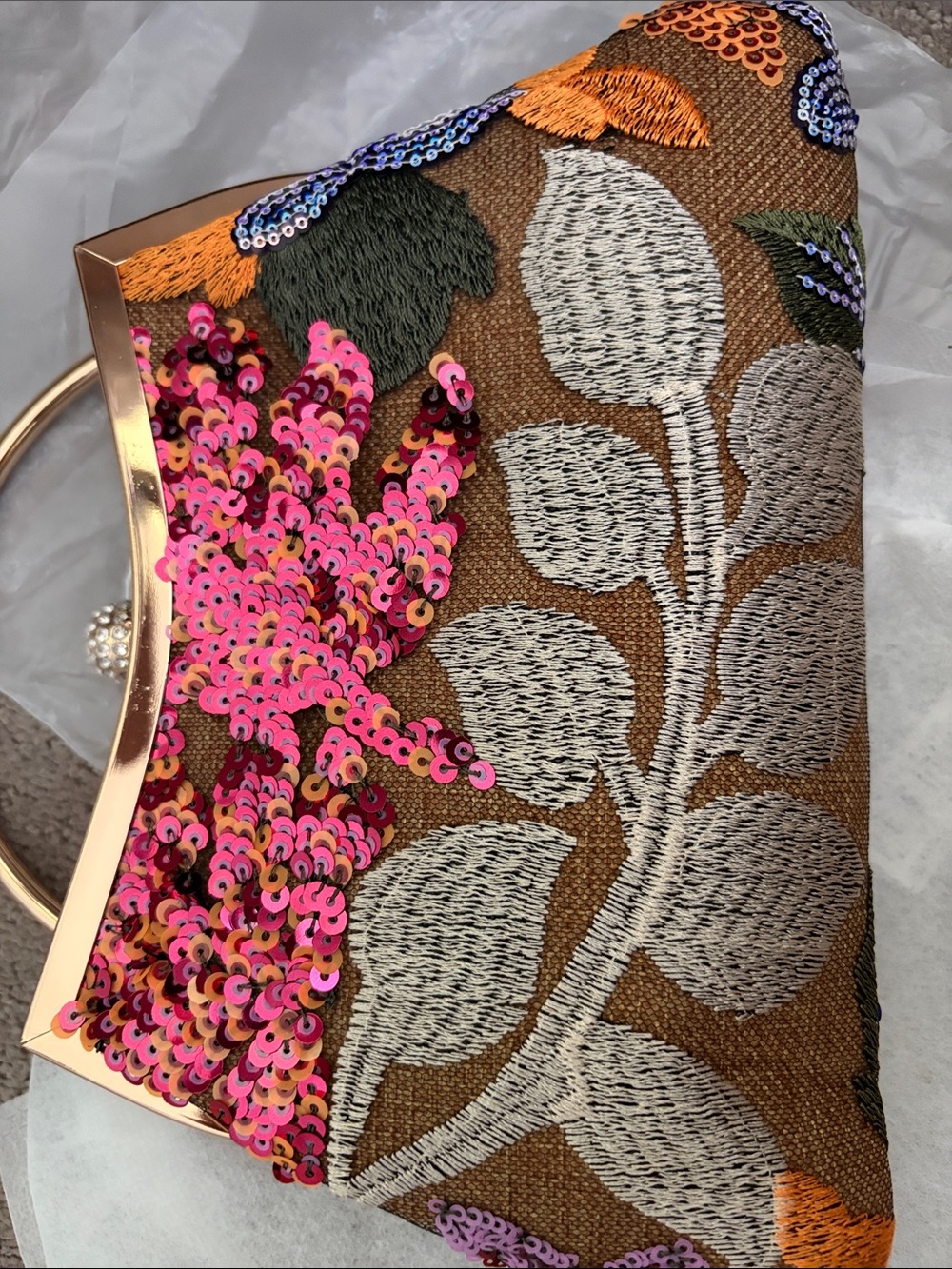 New::: Embellished Floral Sequin Top-Handle Clutch Multi Pink w crossbody chain - Picture 2 of 6